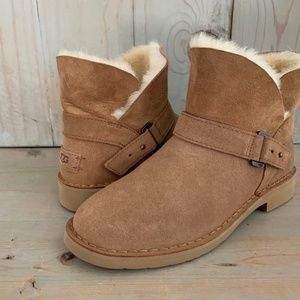 ugg aubrielle mini boots